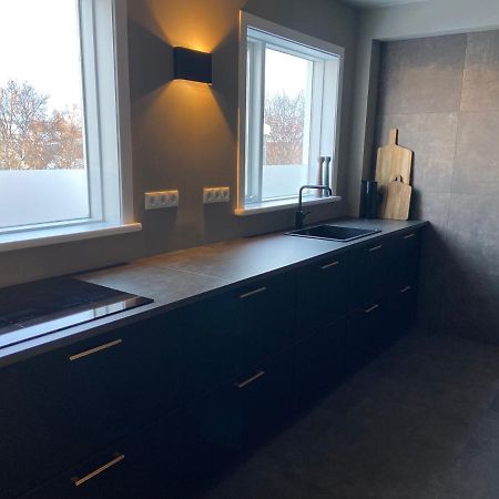 Perfectly Located 3 Bedroom Design Apartment Akureyri Eksteriør billede